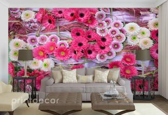 Стена от розови цветя